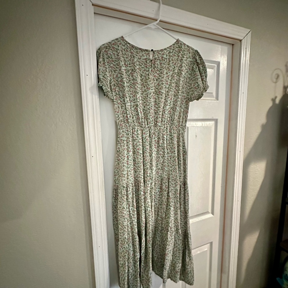 Floral Midi Dress - Picture 2 of 6
